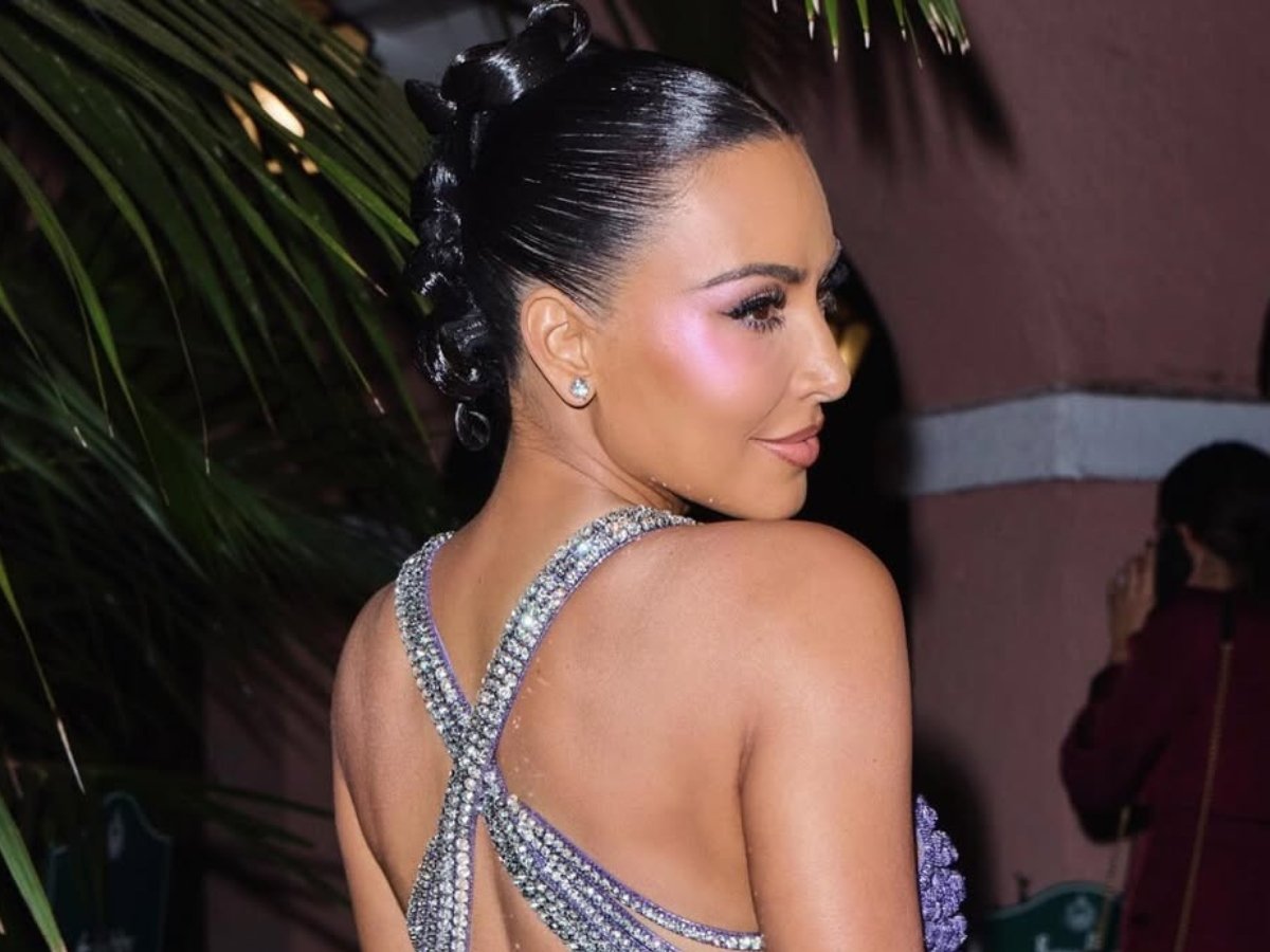 Kim Kardashian ironiza críticas sobre sua atuação na série “Tudo é Justo”