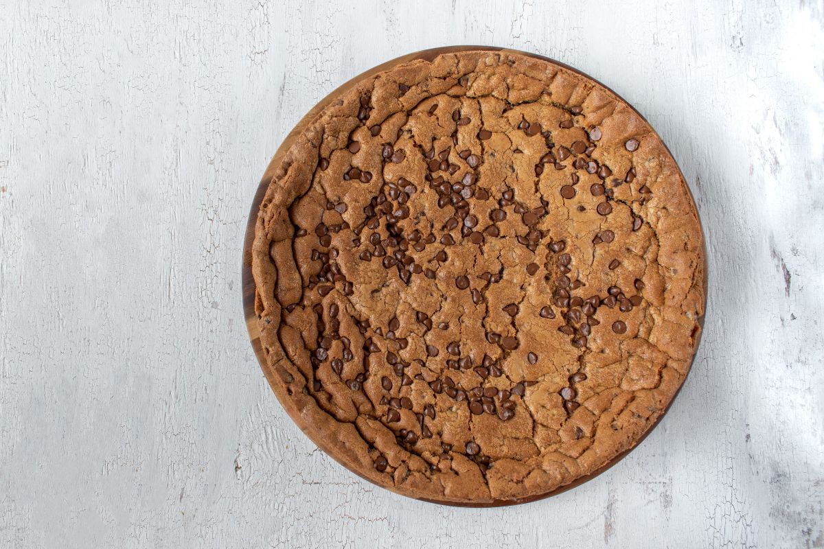 Cookie gigante de avelã: com casquinha crocante, o doce vai te viciar