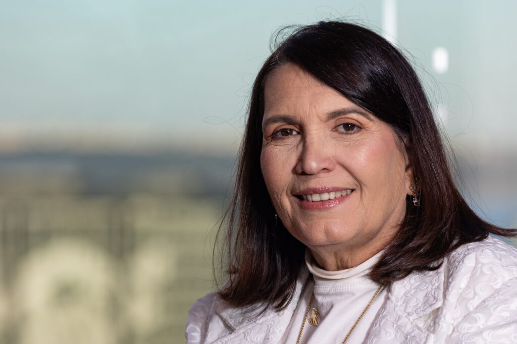 bia-kicis-lanca-pre-candidatura-ao-senado-durante-evento-do-pl