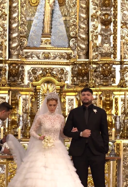 sylvia-design-revela-ter-gasto-quase-r$100-mil-em-vestido-luxuoso-para-o-casamento-do-filho