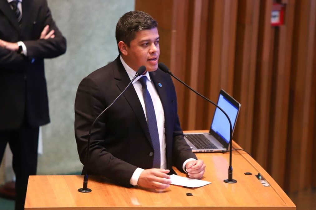 CLDF: Conselho de Ética adia julgamento de suspensão de Daniel Donizet
