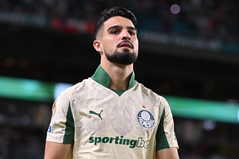 Brasileirão: Argentina libera Flaco López para jogo contra o Santos