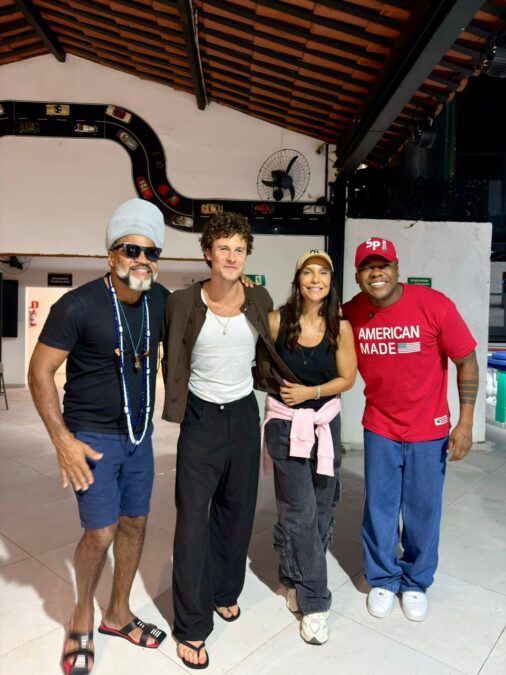 Ivete Sangalo apresenta Shawn Mendes a Carlinhos Brown: “Filho mais velho”