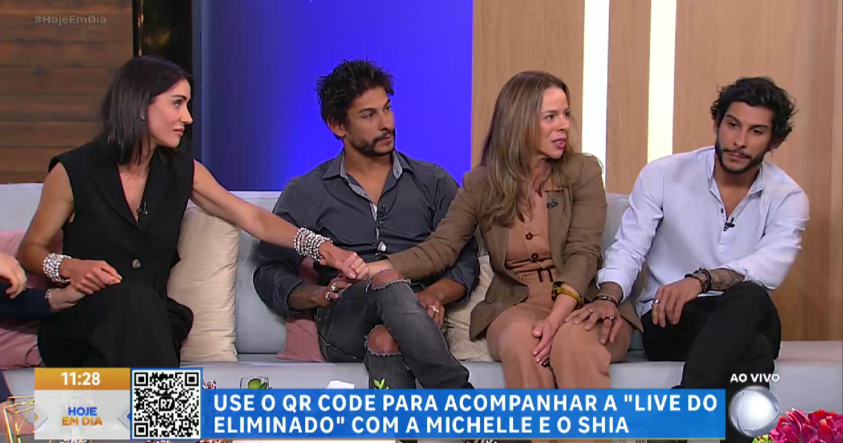 Fora de “A Fazenda”, Michelle Barros conhece mãe de Shia Phoenix e confirma continuidade do romance