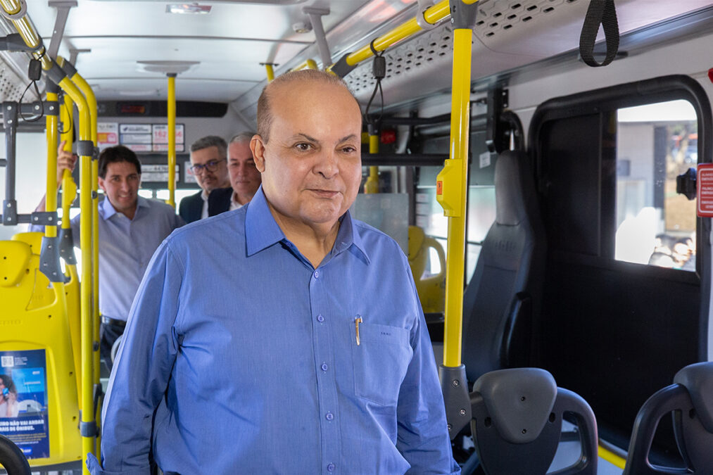 Ibaneis anuncia transporte de graça no DF durante festas de fim de ano