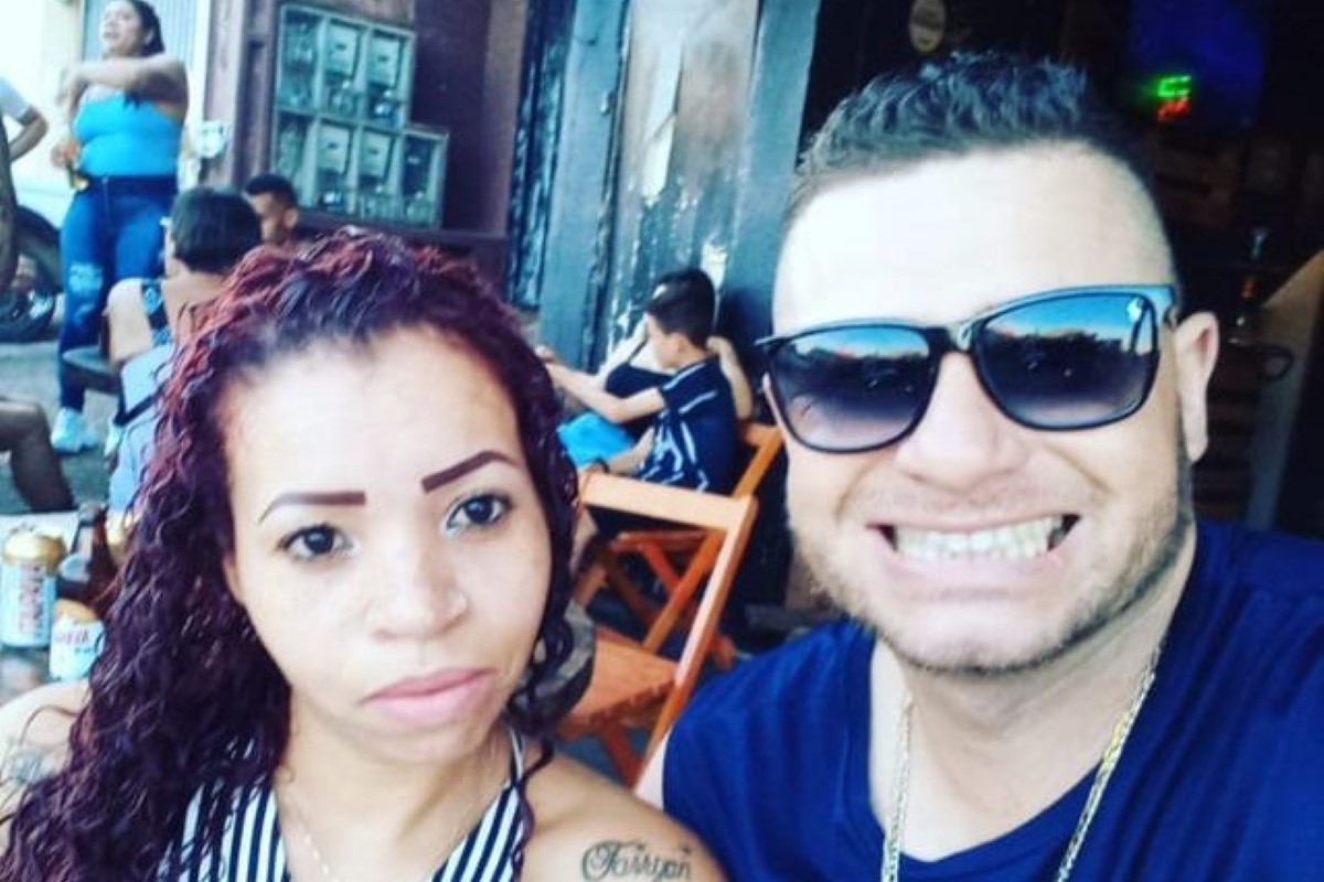 Mulher que cortou pênis do marido, tema de podcast do Metrópoles, deixa prisão após 683 dias