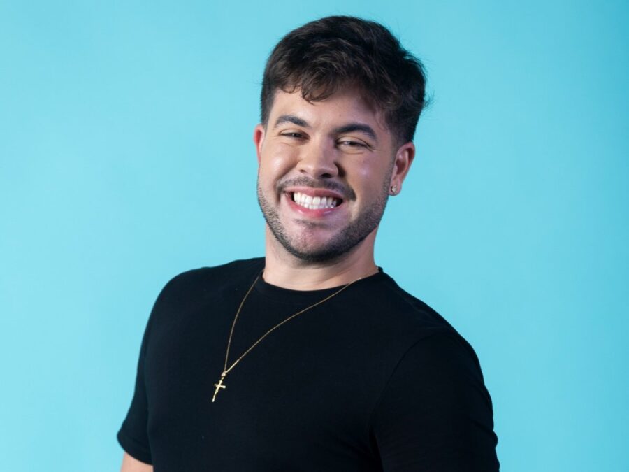 Álvaro comenta rotina saudável após emagrecer mais de 20kg: “Determinado com os treinos”