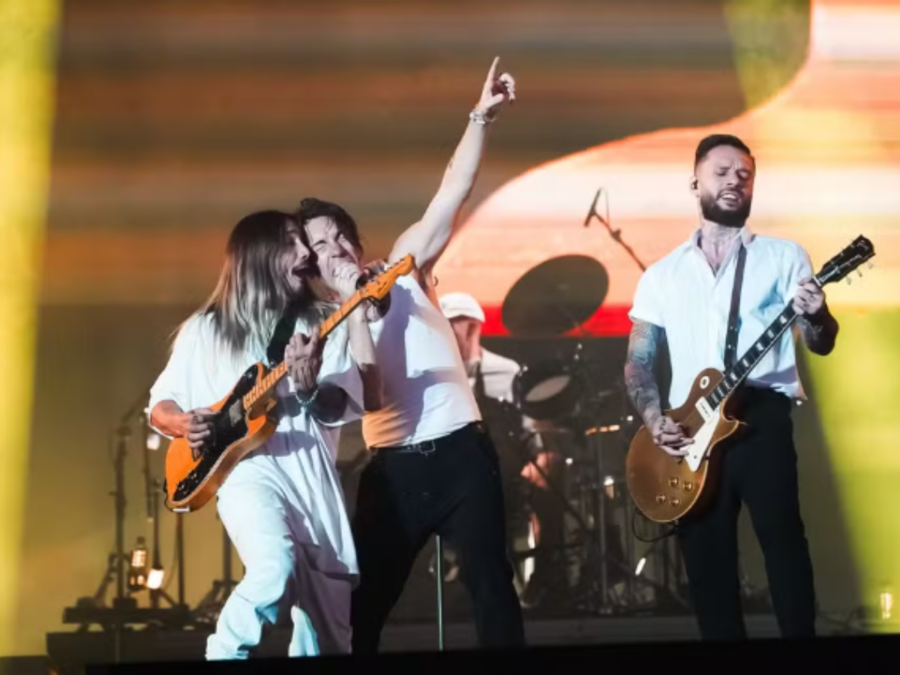 Di Ferrero revela quais itens da banda NX Zero leiloaria para os fãs