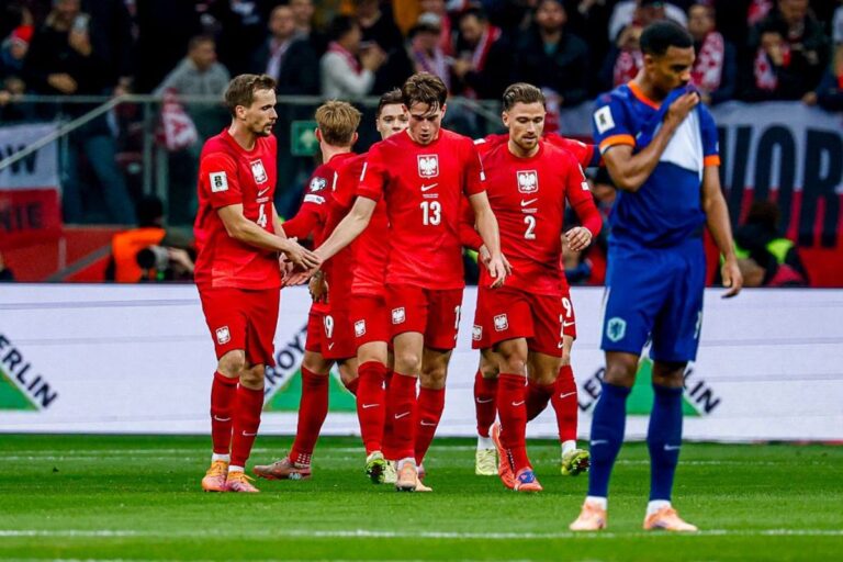 eliminatorias:-em-jogo-movimentado,-holanda-e-polonia-ficam-no-1-x-1