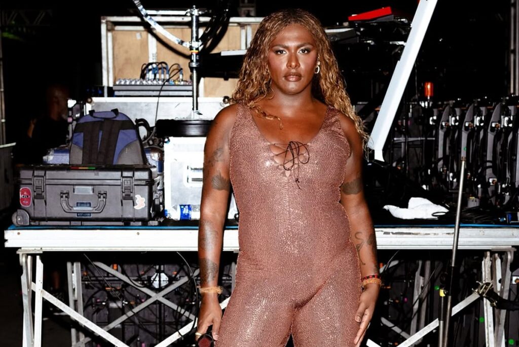 pre-venda:-clientes-bb-tem-25%-de-desconto-para-o-show-de-liniker