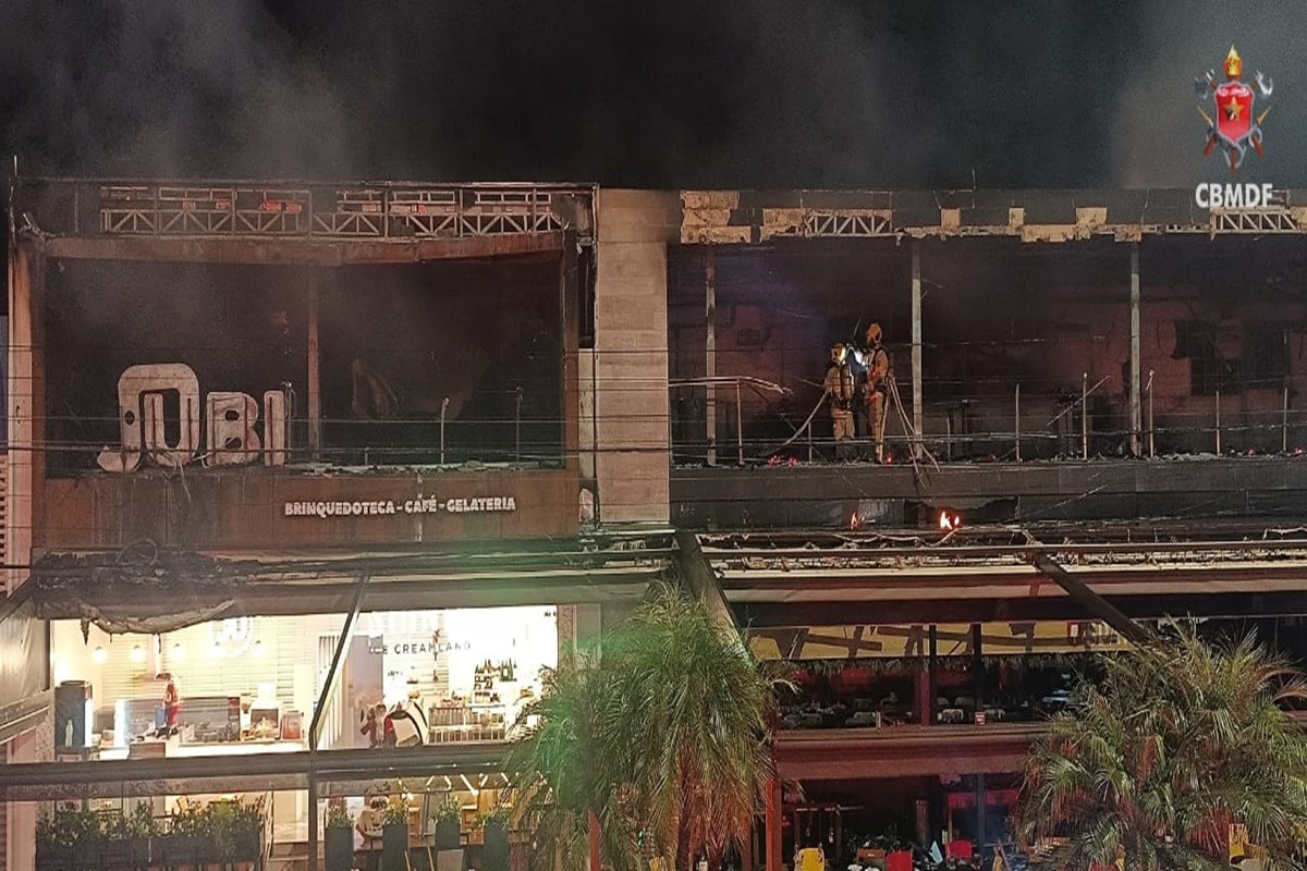 Veja como ficaram o bar e a academia após incêndio no Jardim Botânico