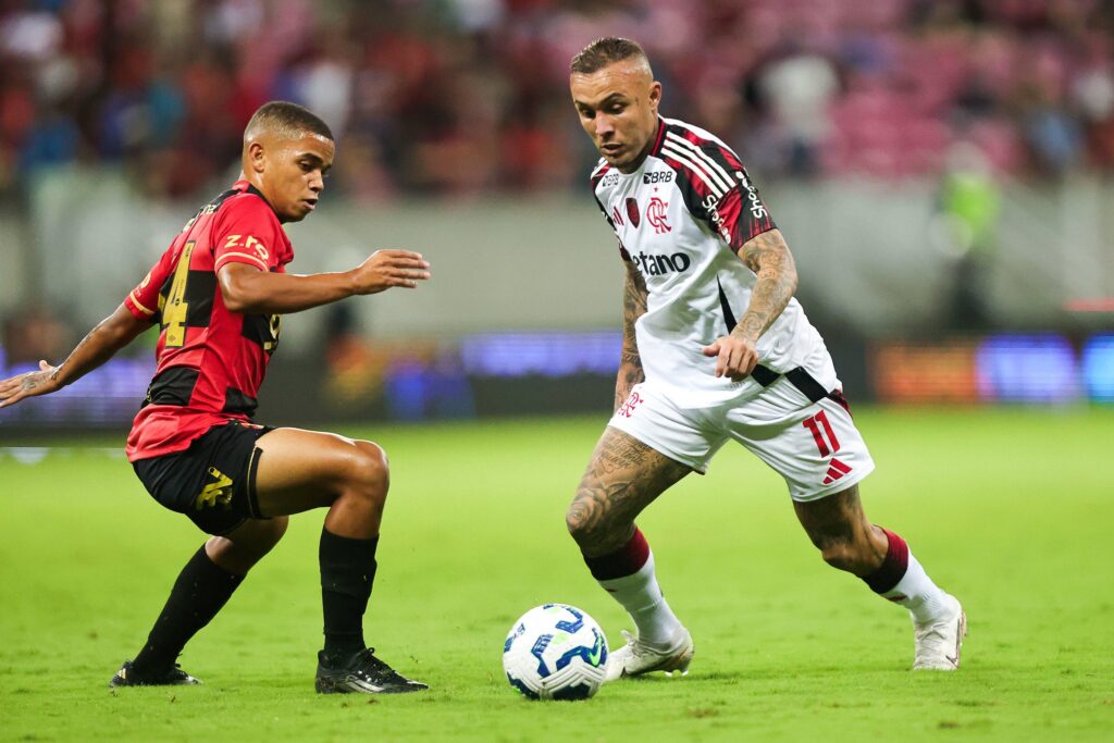 brasileirao:-confira-os-melhores-momentos-de-sport-1-x-5-flamengo