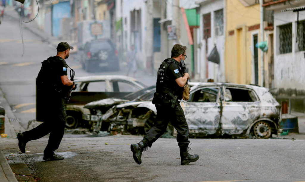 comandante-contradiz-governo:-“muro-do-bope”-foi-emboscada-do-cv-no-rj