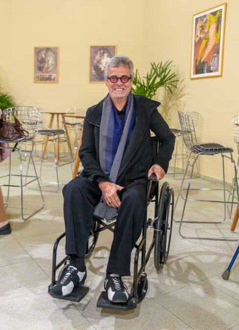 “Fantástico”: Carlinhos de Jesus supera doença e volta a dançar samba com tudo