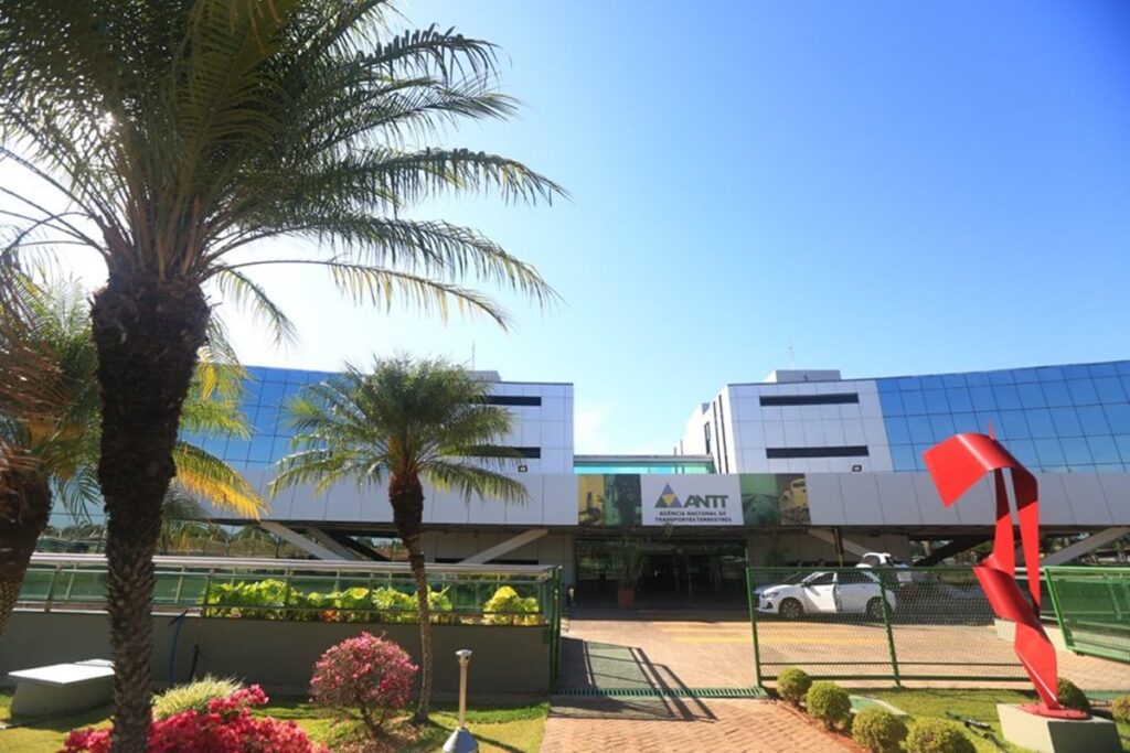 cgu-faz-devassa-na-antt-e-aponta-“farra”-de-viagens-internacionais