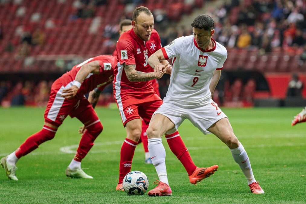 Polônia vence Malta nas Eliminatórias e vai à repescagem da Copa