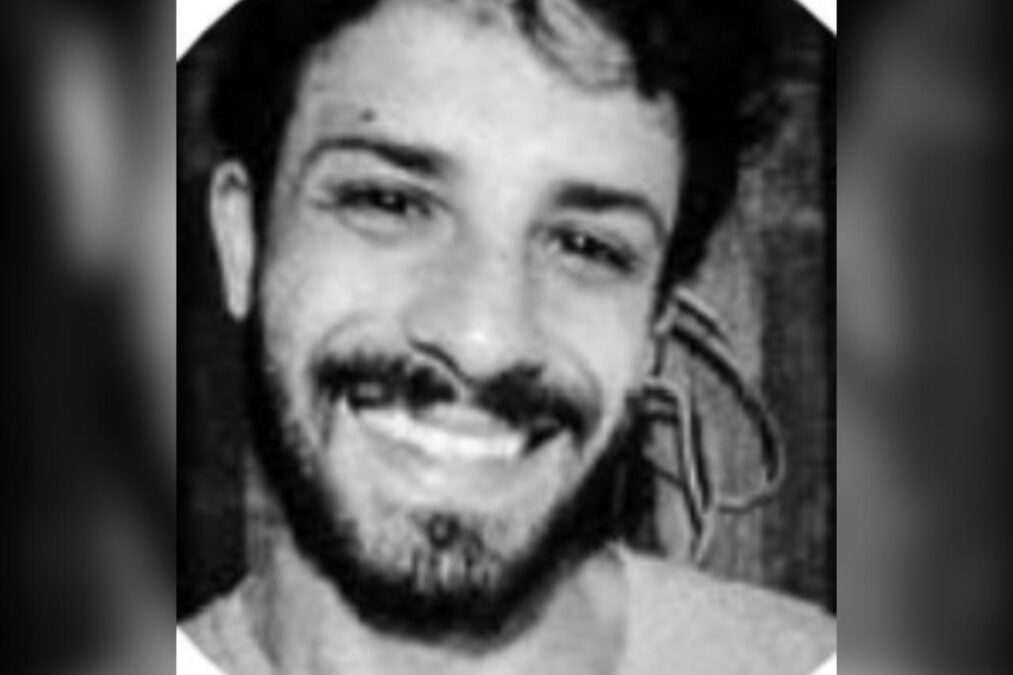 Quem é o fotógrafo que fingia brincar com crianças para abusar delas