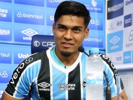 gremio-recebe-transfer-ban-da-fifa-e-fica-impedido-de-registrar-reforcos-por-tres-janelas