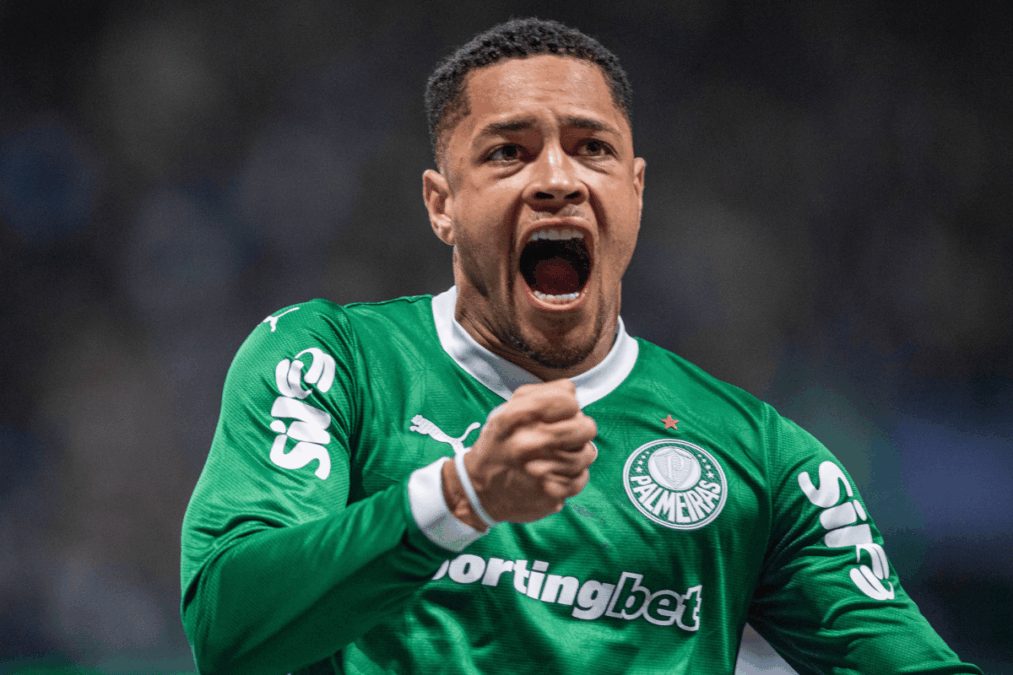 Com Vitor Roque e demais convocados, Palmeiras divulga escalação; veja