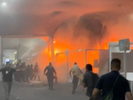 incendio-atinge-pavilhao-da-cop30-e-diplomatas-sao-evacuados-as-pressas