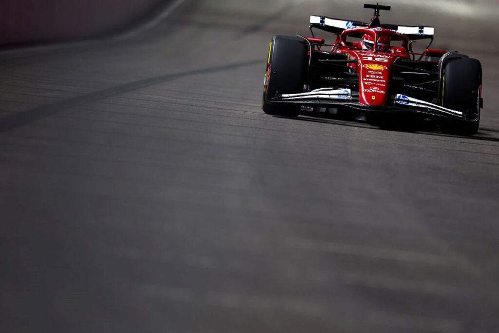 f1:-leclerc-lidera-primeiro-treino-livre-em-las-vegas;-bortoleto-e-19o