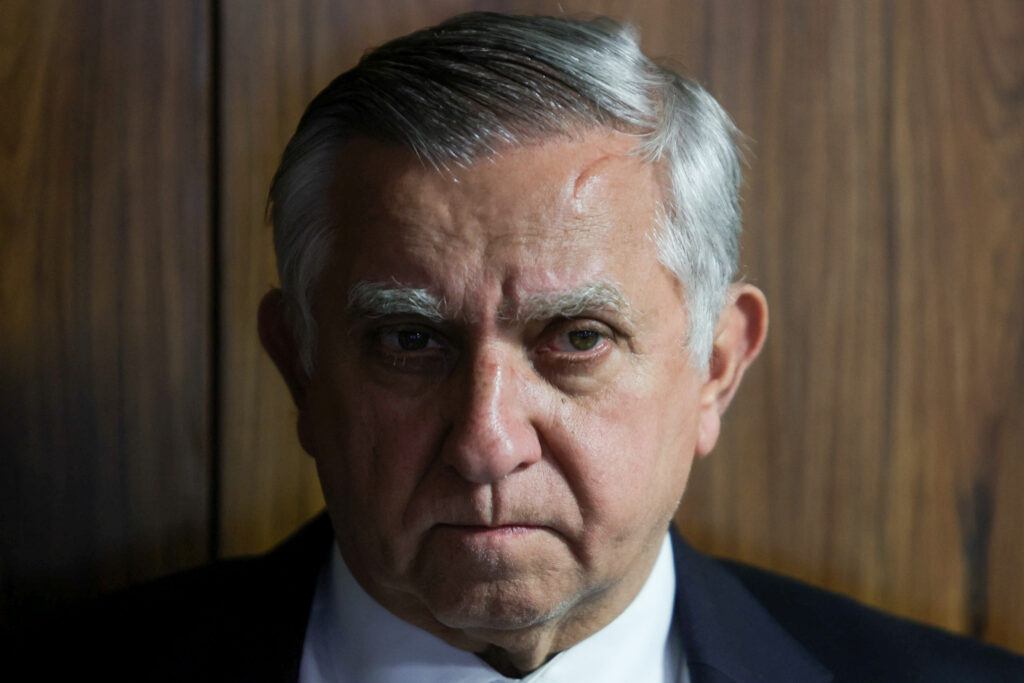 “decisao-injusta-de-moraes”,-diz-izalci-sobre-prisao-de-bolsonaro