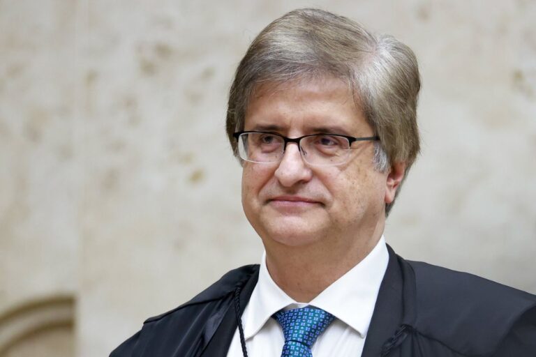 pgr-deu-parecer-sobre-prisao-de-bolsonaro-1h25-da-madrugada