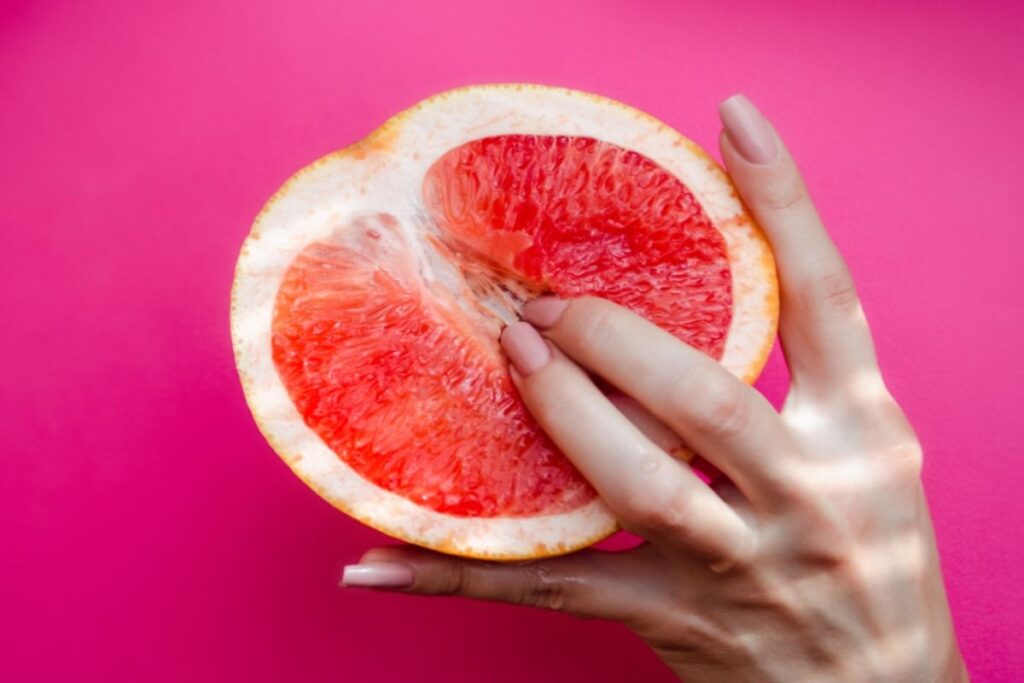 sexo-lesbico:-as-6-melhores-posicoes-para-fazer-muito-oral-na-parceira