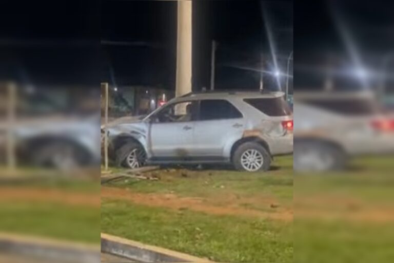descontrolado,-motorista-bate-carro,-dirige-na-contramao-e-cria-panico
