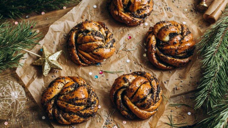 rosca-natalina-facil:-delicia-fara-da-sua-ceia-um-jantar-inesquecivel