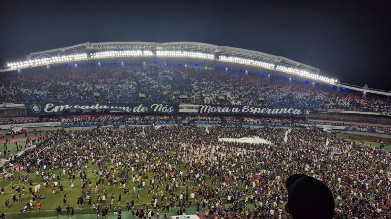 quem-subiu?-reviravolta-em-rodada-final-muda-metade-do-g-4-da-serie-b