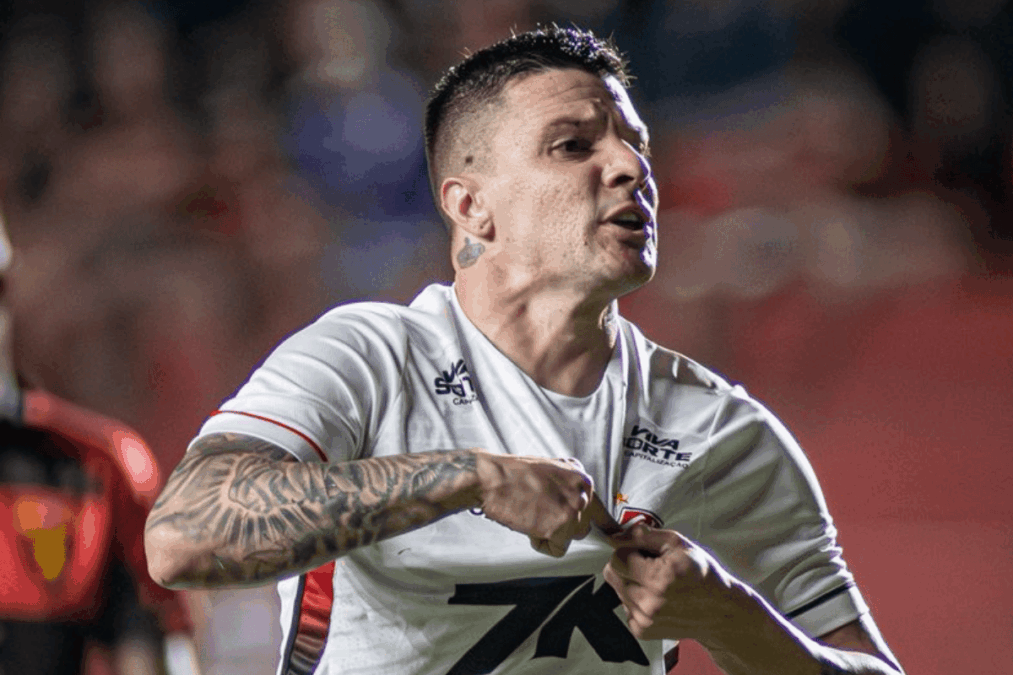 Brasileirão: confira os melhores momentos de Sport 1 x 3 Vitória