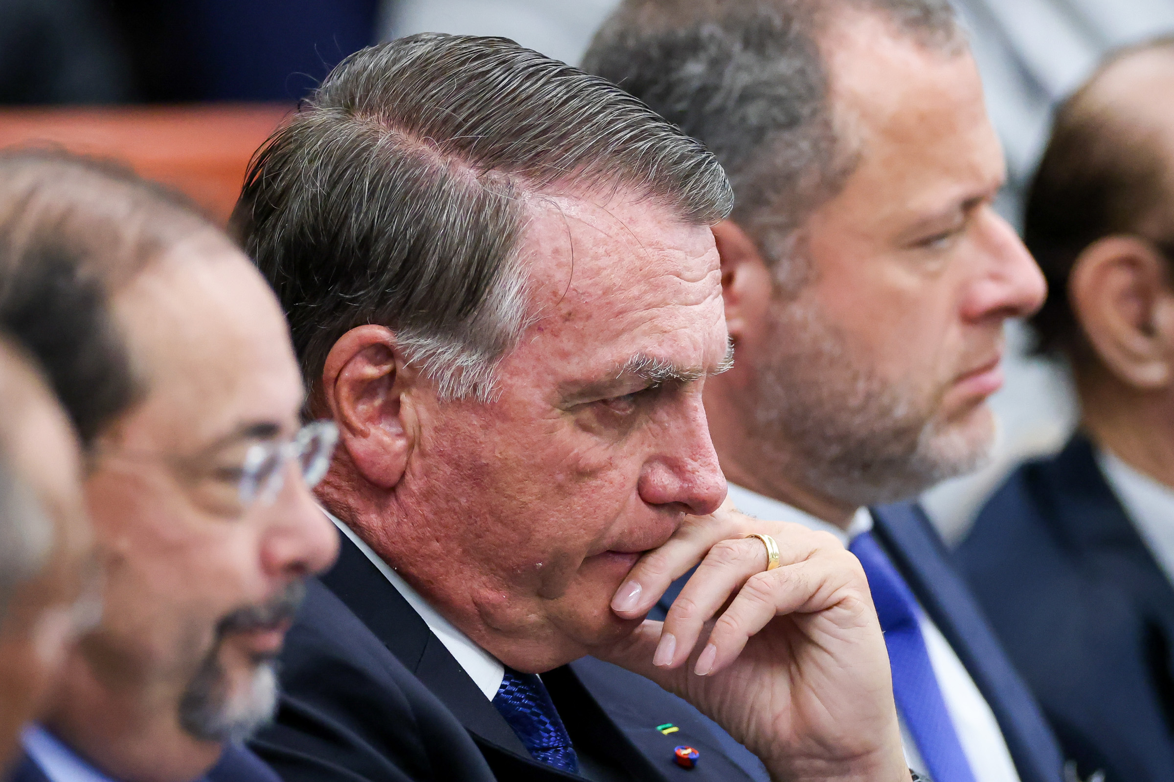 Primeira Turma do STF decide nesta 2ª se mantém prisão de Bolsonaro