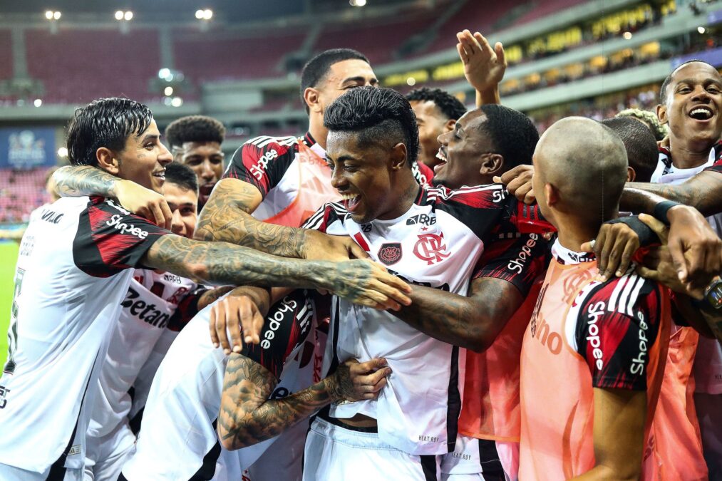 Flamengo divulga relacionados para partida contra o Atlético-MG; veja