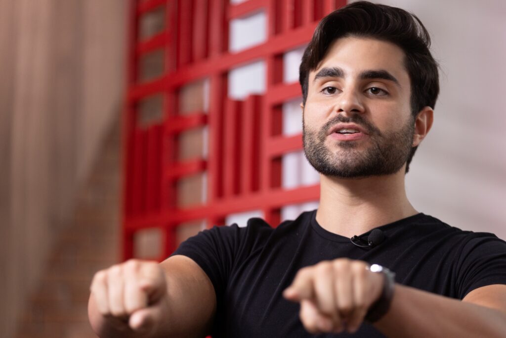 sobrinho-de-dilma-aciona-a-pgr-por-ida-de-bolsonaristas-a-el-salvador