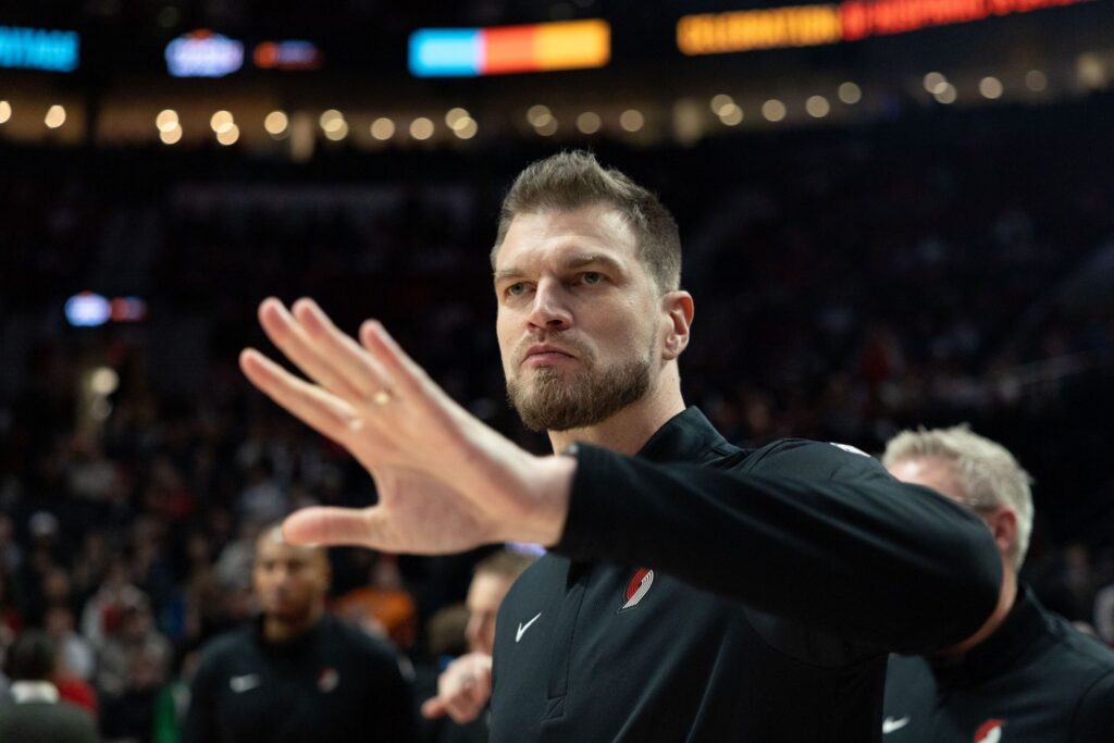 nba:-splitter-pode-seguir-no-comando-do-blazers-ate-o-fim-da-temporada