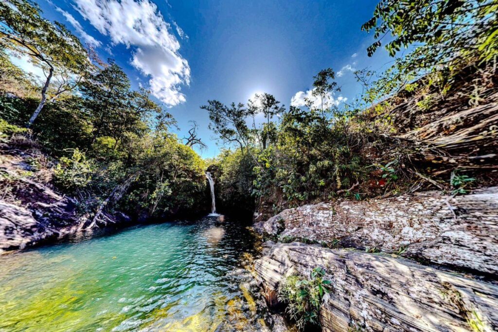 pirenopolis-oferece-turismo-seguro,-com-visita-a-cachoeiras-mesmo-epoca-de-chuva