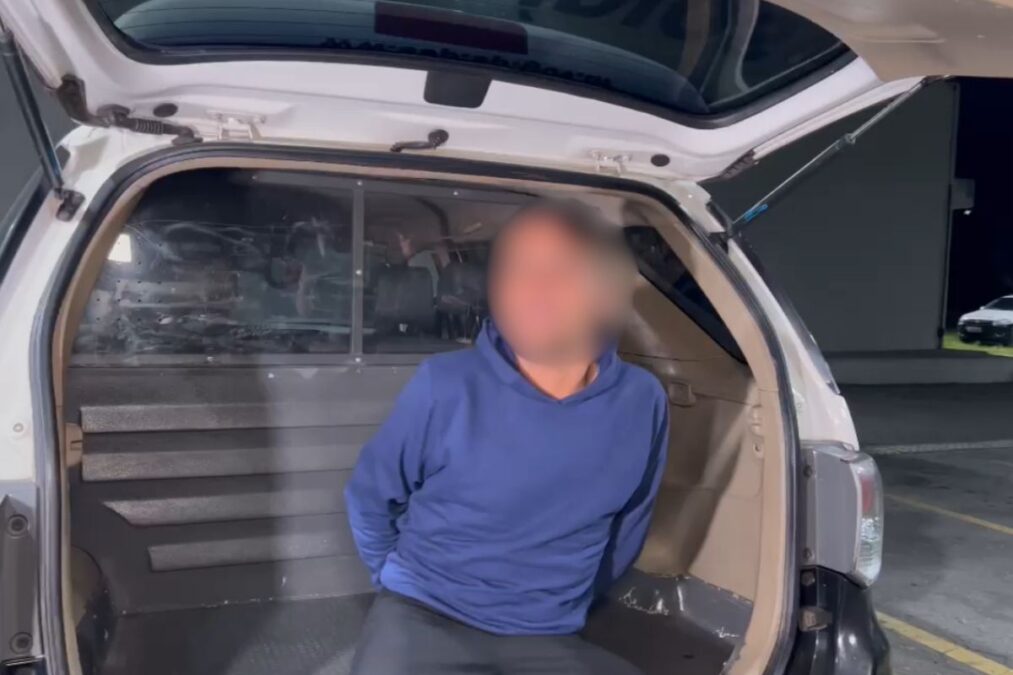 Homem diz que matou cabeleireiro, se entrega e é liberado. Entenda