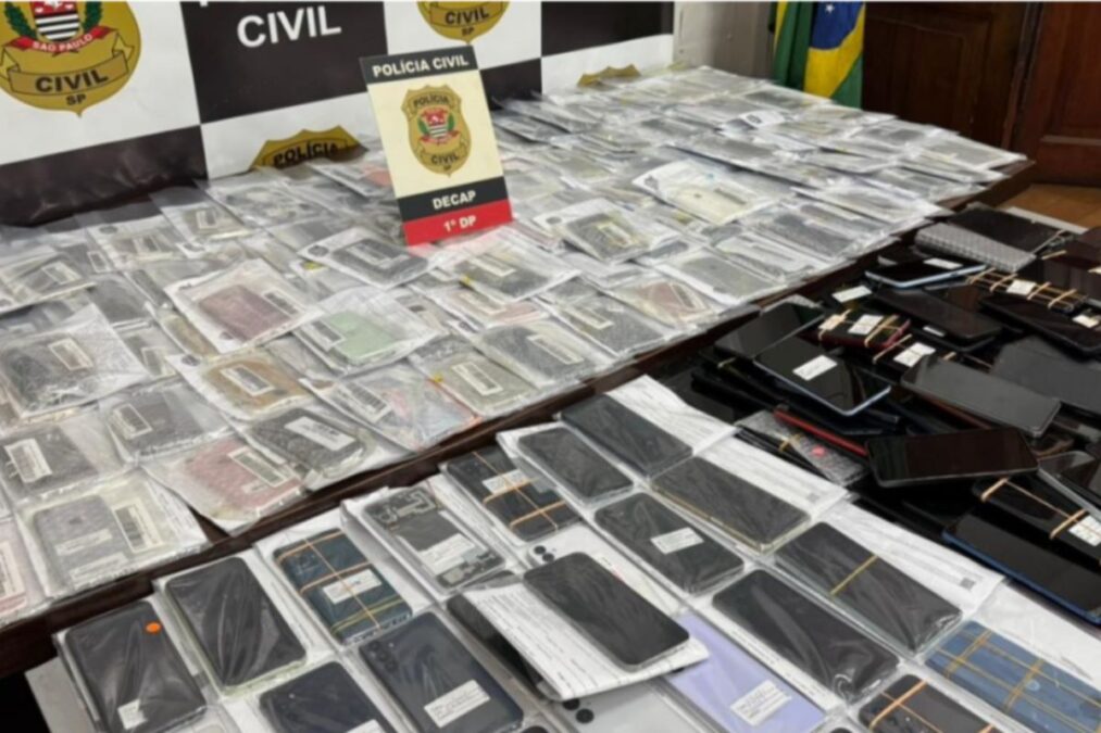 Operação da polícia apreende 10 mil celulares e prende 36 receptadores