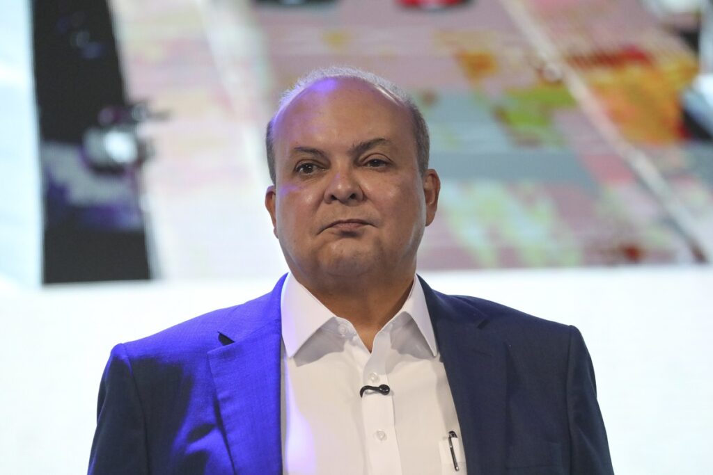 master:-ibaneis-diz-que-presidente-do-brb-vai-“tirar-operacao-a-limpo”