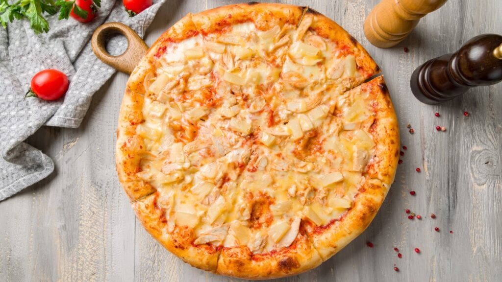 pizza-proteica-de-frango-facil-e-sem-farinha;-veja-como-fazer