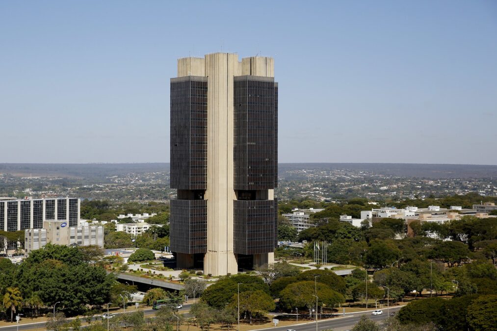 Dívida bruta do governo atinge 78,6% do PIB em outubro, diz BC