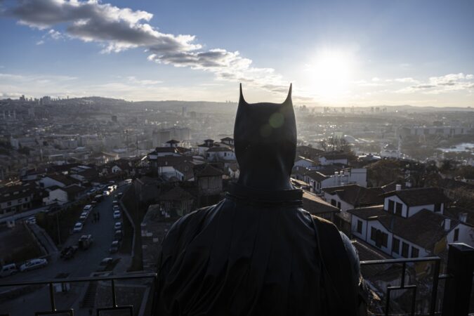 presenca-do-batman-faz-pessoas-serem-mais-bondosas,-sugere-estudo