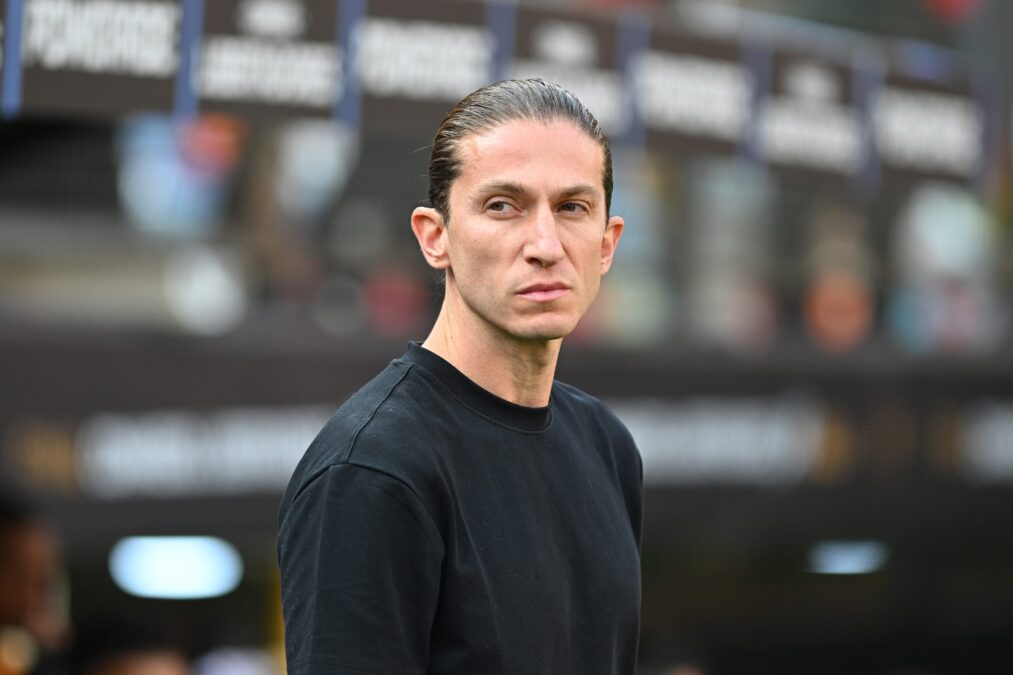 Com título, Filipe Luís iguala feito de Renato Gaúcho na Libertadores