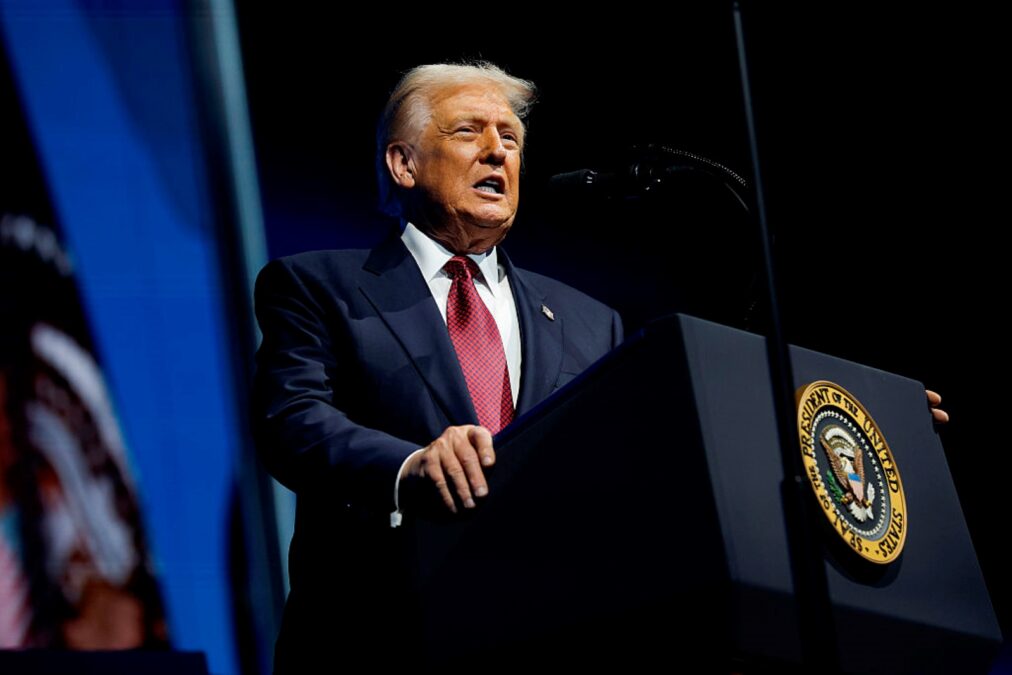 Trump confirma conversa com Maduro em meio à escalada militar