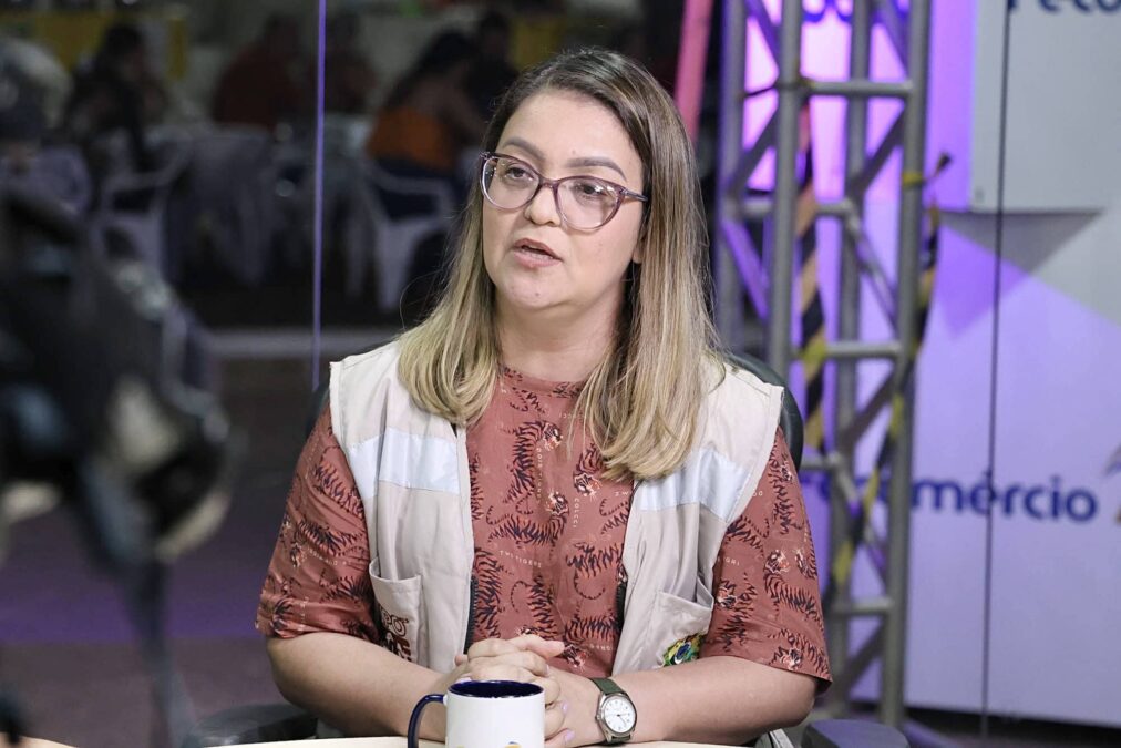 Secretária Nayara Lessa desmente rumores sobre mudança na direção da rádio em Sena Madureira