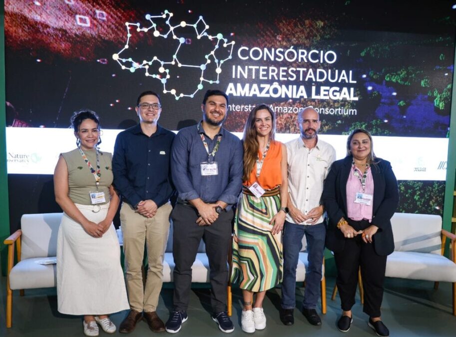 Acre apresenta painel que destaca o Plano Estadual de Combate ao Desmatamento e Queimadas como modelo de sucesso na COP30