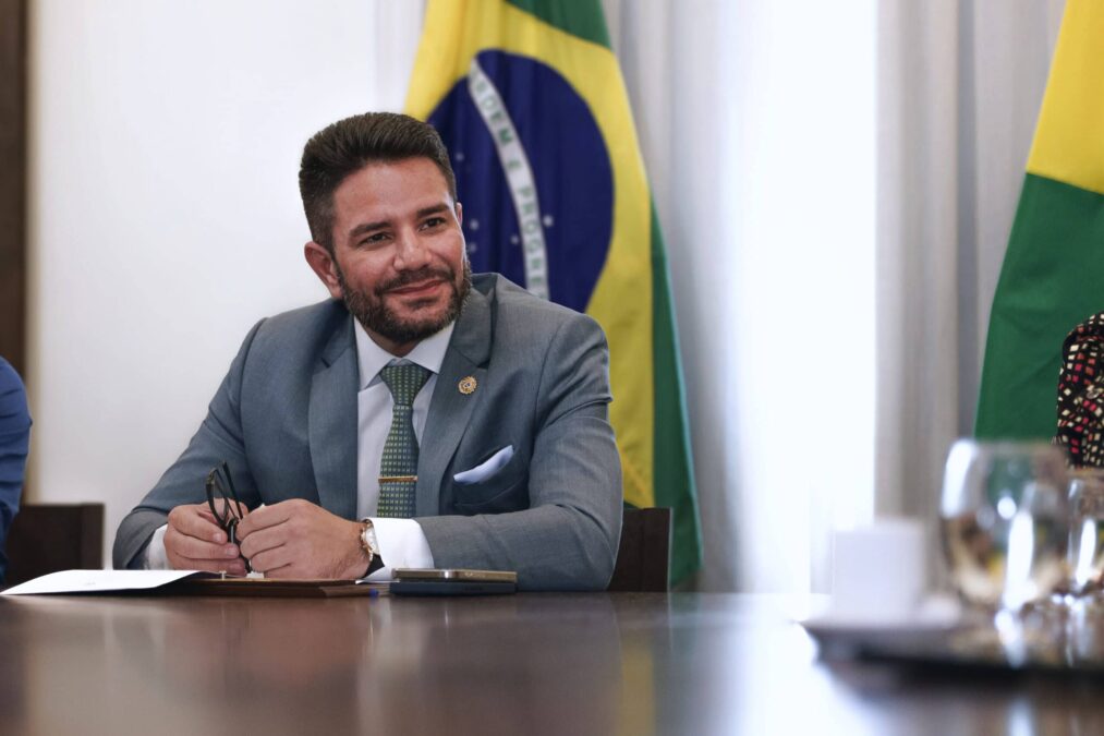 STF interrompe temporariamente julgamento de Gladson Cameli a pedido da defesa