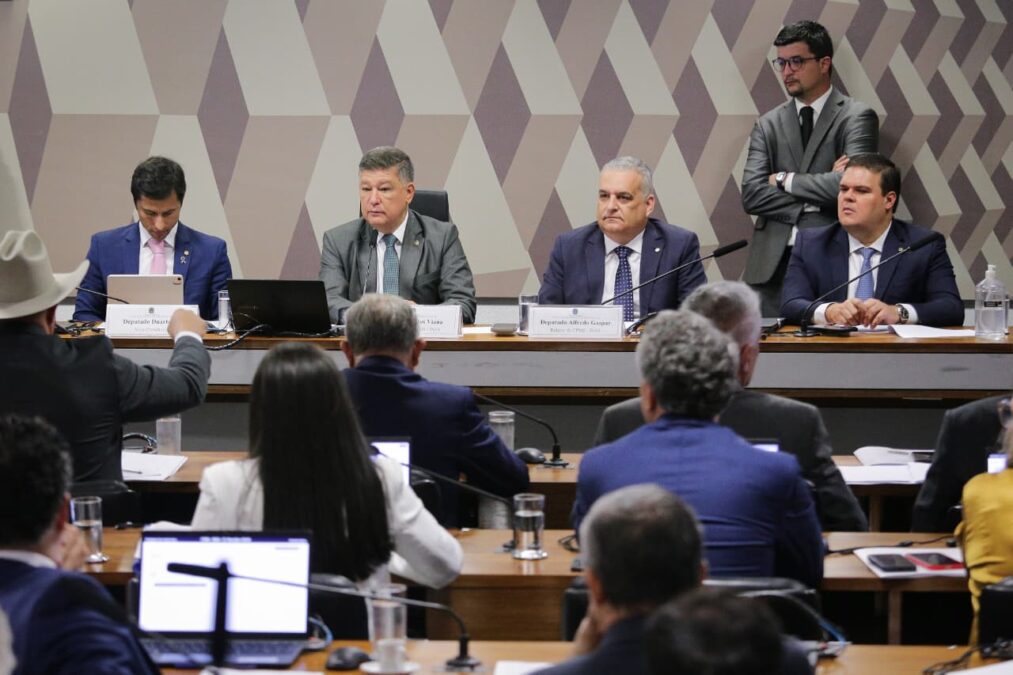 CPMI do INSS ouve empresário preso por esquema de descontos ilegais