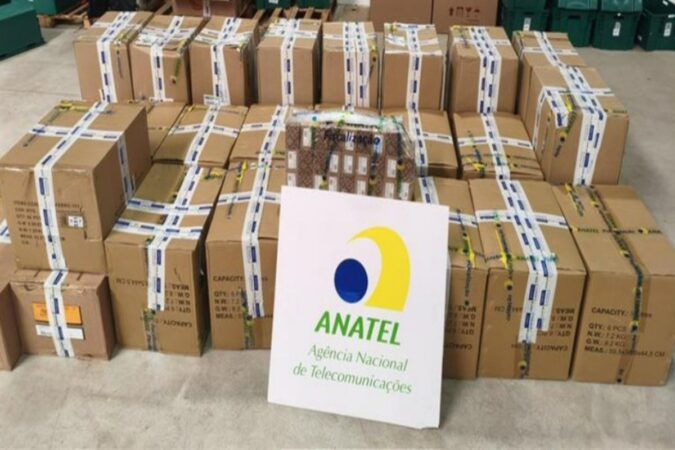 apos-black-friday,-anatel-faz-apreensoes-em-centros-de-distribuicao